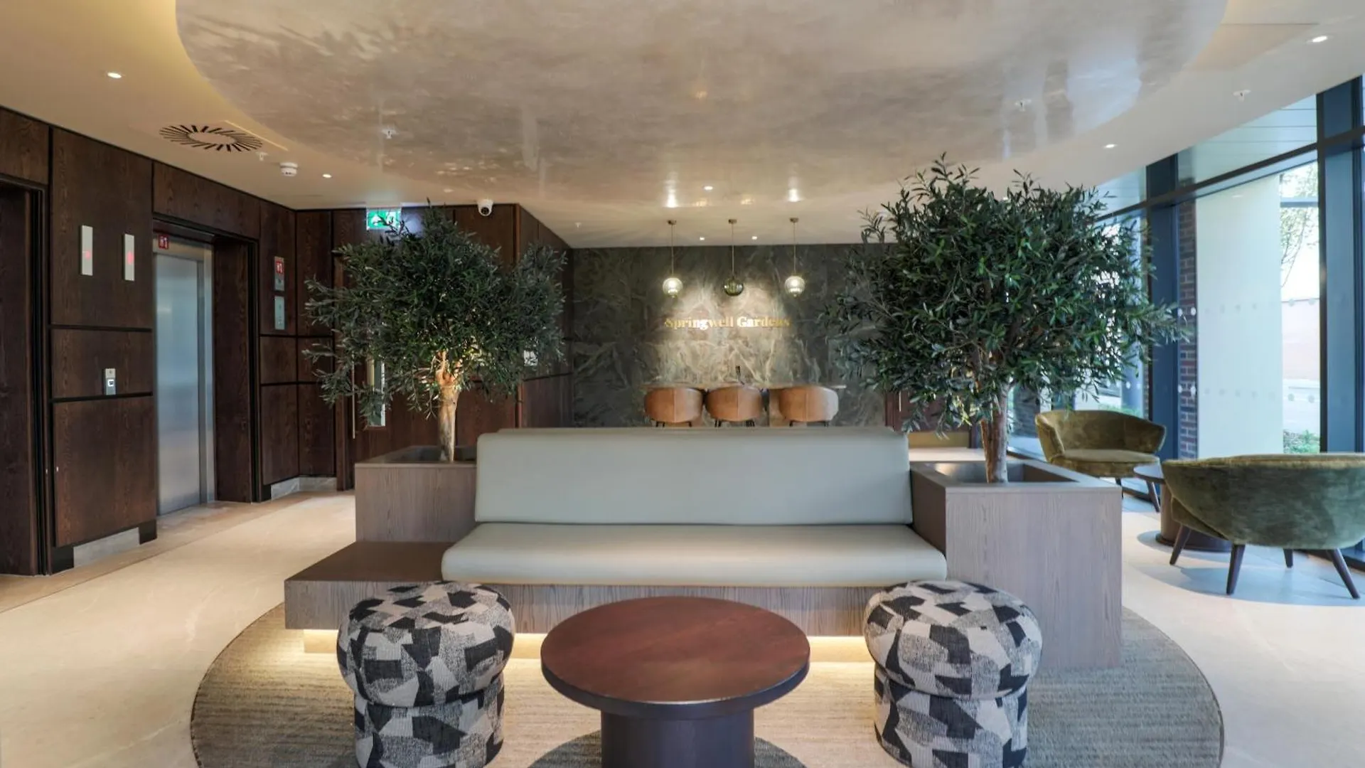 Apartment Springwell Suite - City Centre - Balcony & Pool Table - 3 Bed Leeds